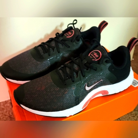 Nike Shoes - [SOLD] NIB NIKE RENEW IN-SEASON TR 11 Black & Red Athleticwear/s/ WalkingShoes